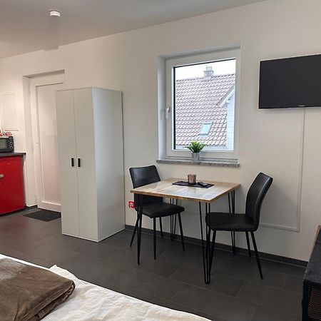 Ferienzimmer Frank, Self-Check-In Nach 21Uhr Niederalteich エクステリア 写真
